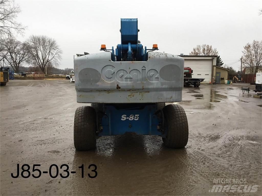 Genie S85 Teleskopbühnen