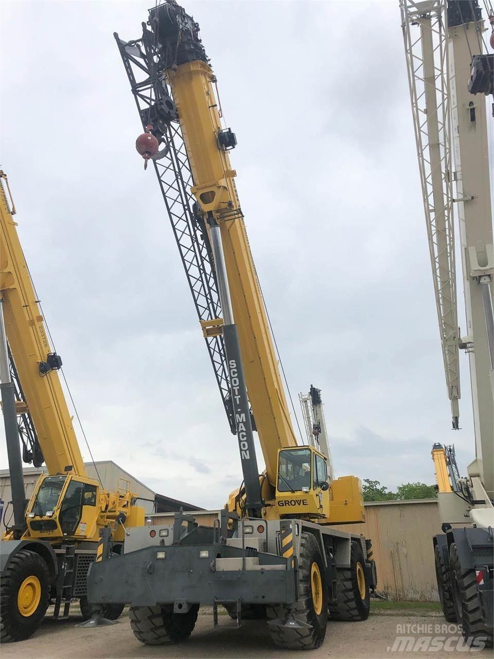 Grove RT9130E Ruwterrein kranen