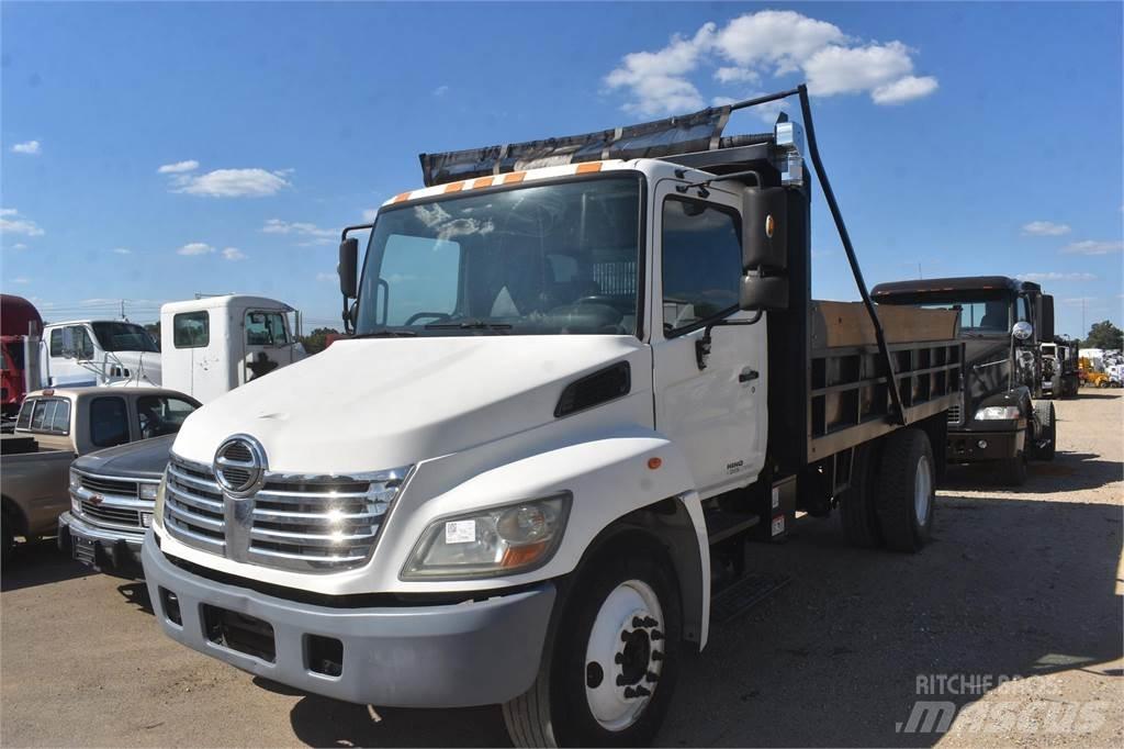 Hino 338 Kipper