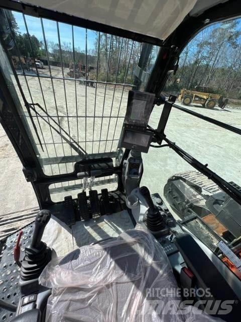 Hitachi KMC500S Materialumschlag