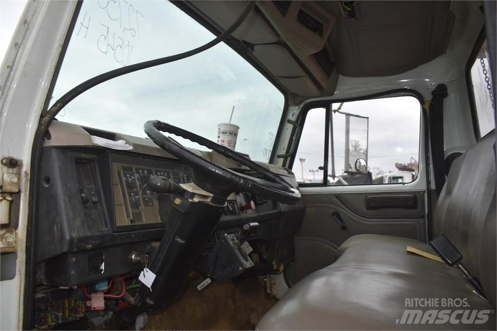 International 4700 Kommunal-Sonderfahrzeuge