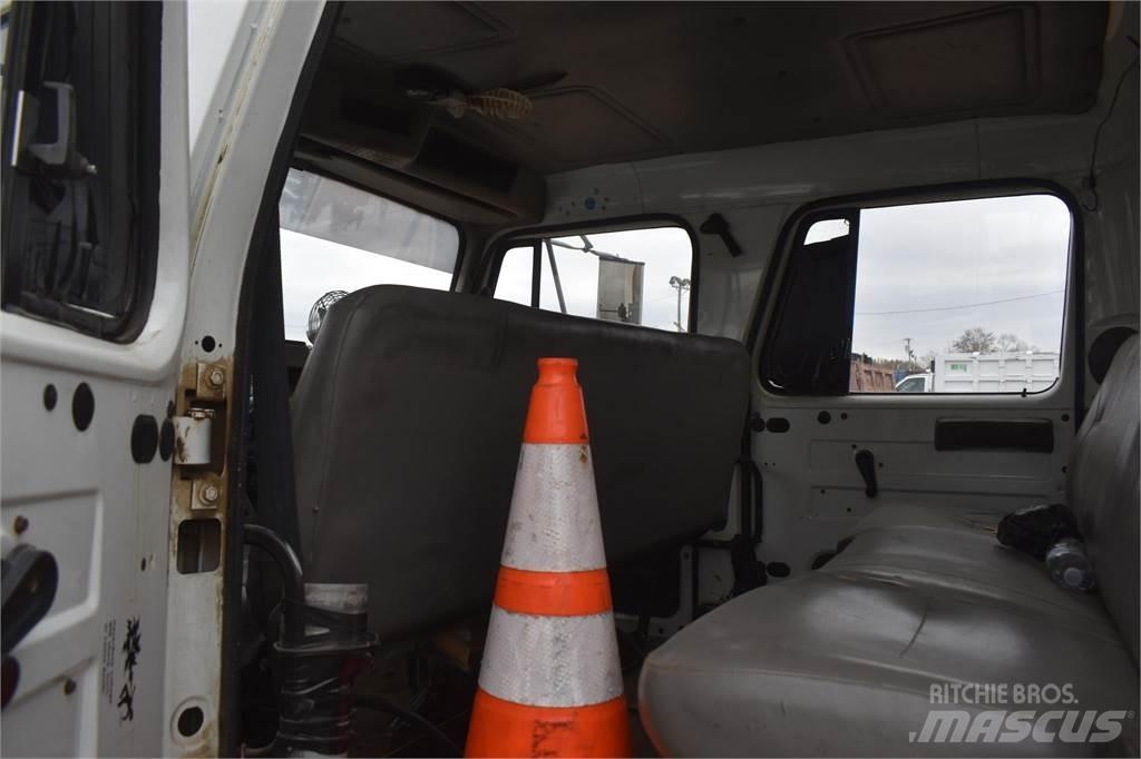 International 4700 Kommunal-Sonderfahrzeuge