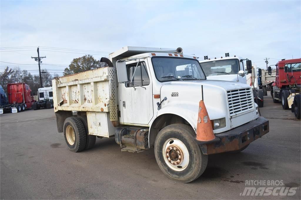 International 4700 Kipper