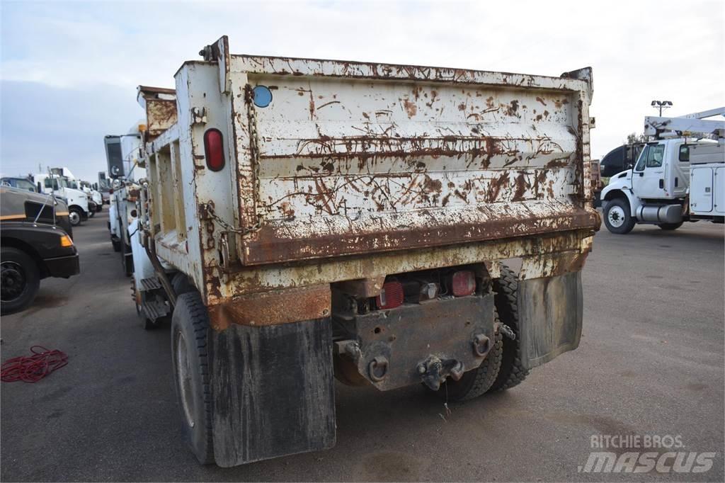 International 4700 Kipper