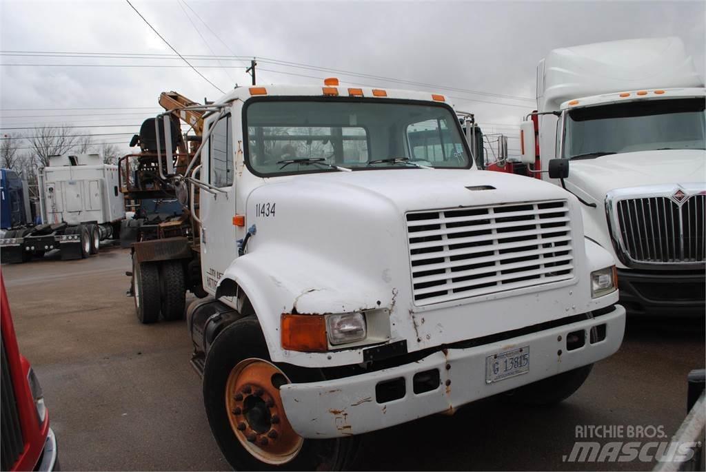 International 4700 Kranwagen