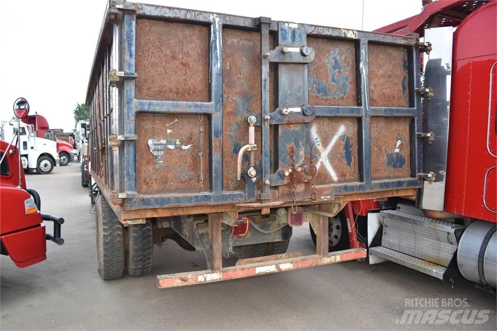 International 4900 Kranwagen