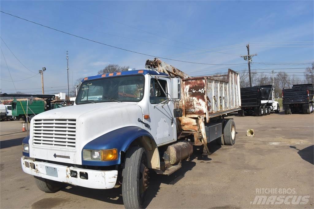 International 4900 Kranwagen