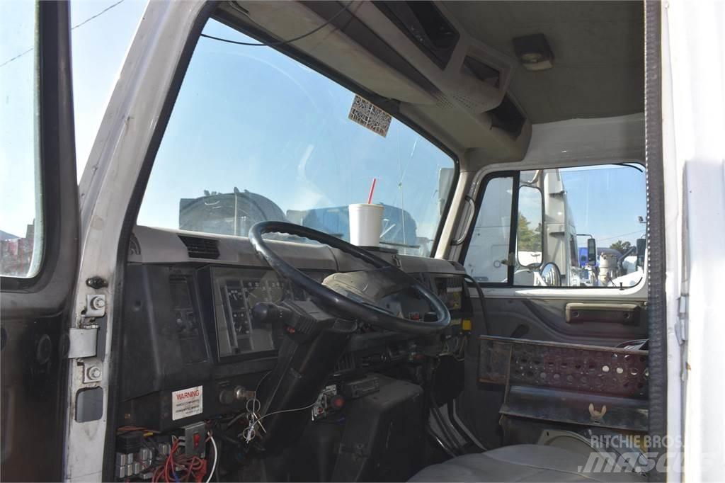International 4900 Kranwagen