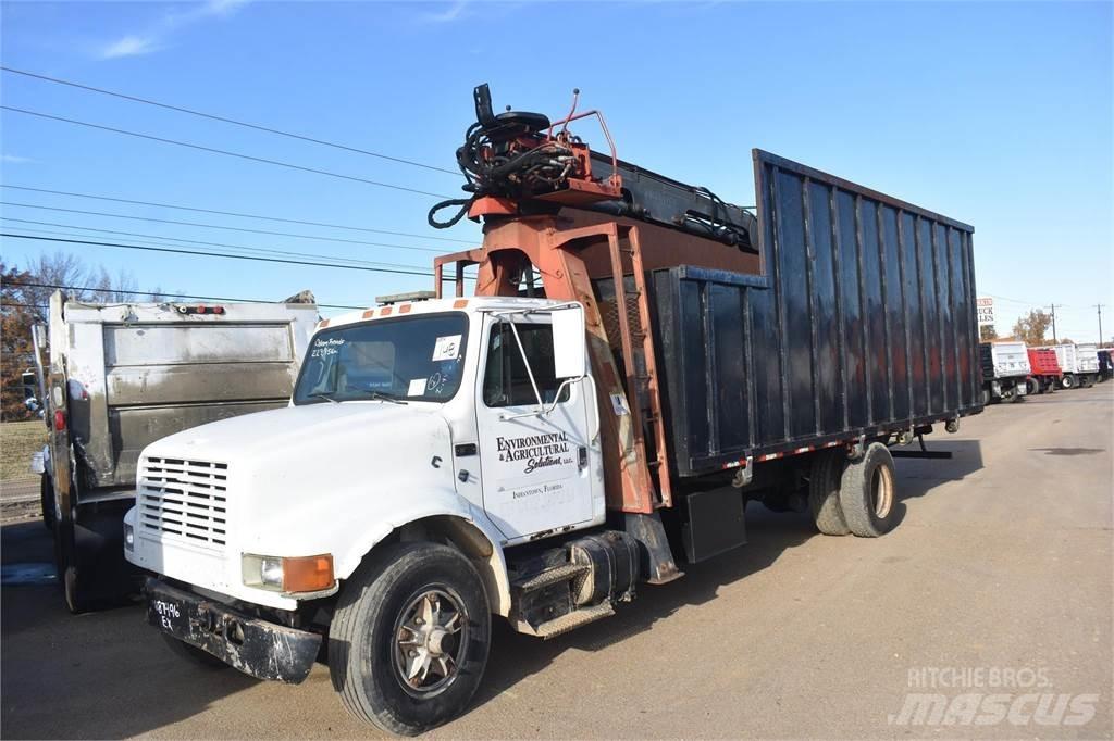 International 4900 Kranwagen