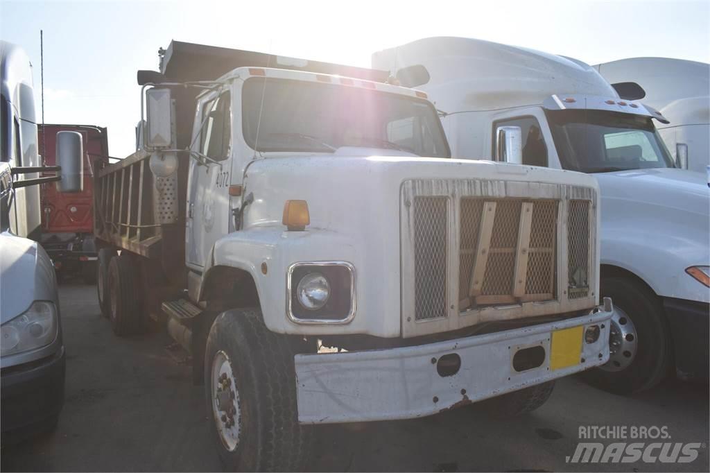 International S2600 Kipper