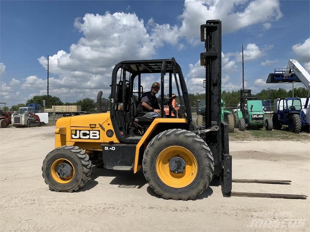 JCB 930 Geländestapler