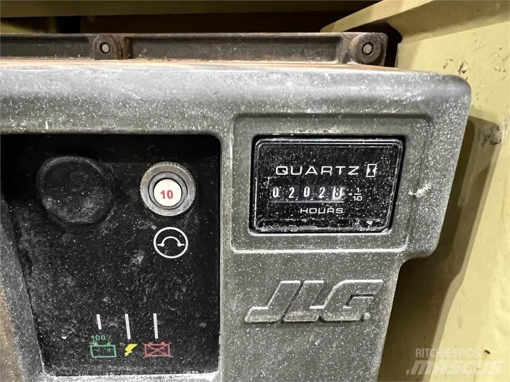 JLG 2632ES Scheren-Arbeitsbühnen