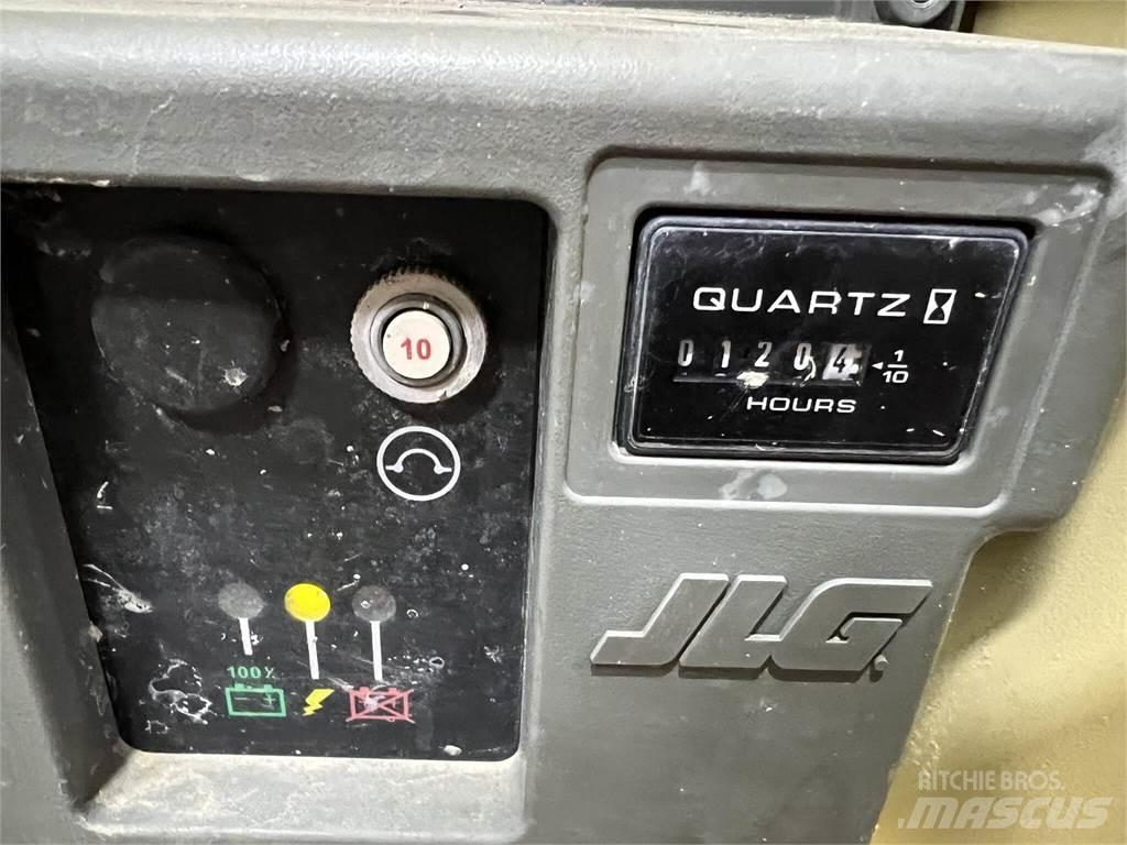 JLG 2632ES Scheren-Arbeitsbühnen
