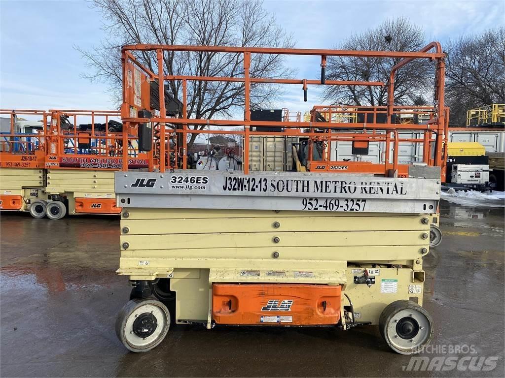 JLG 3246ES Scheren-Arbeitsbühnen