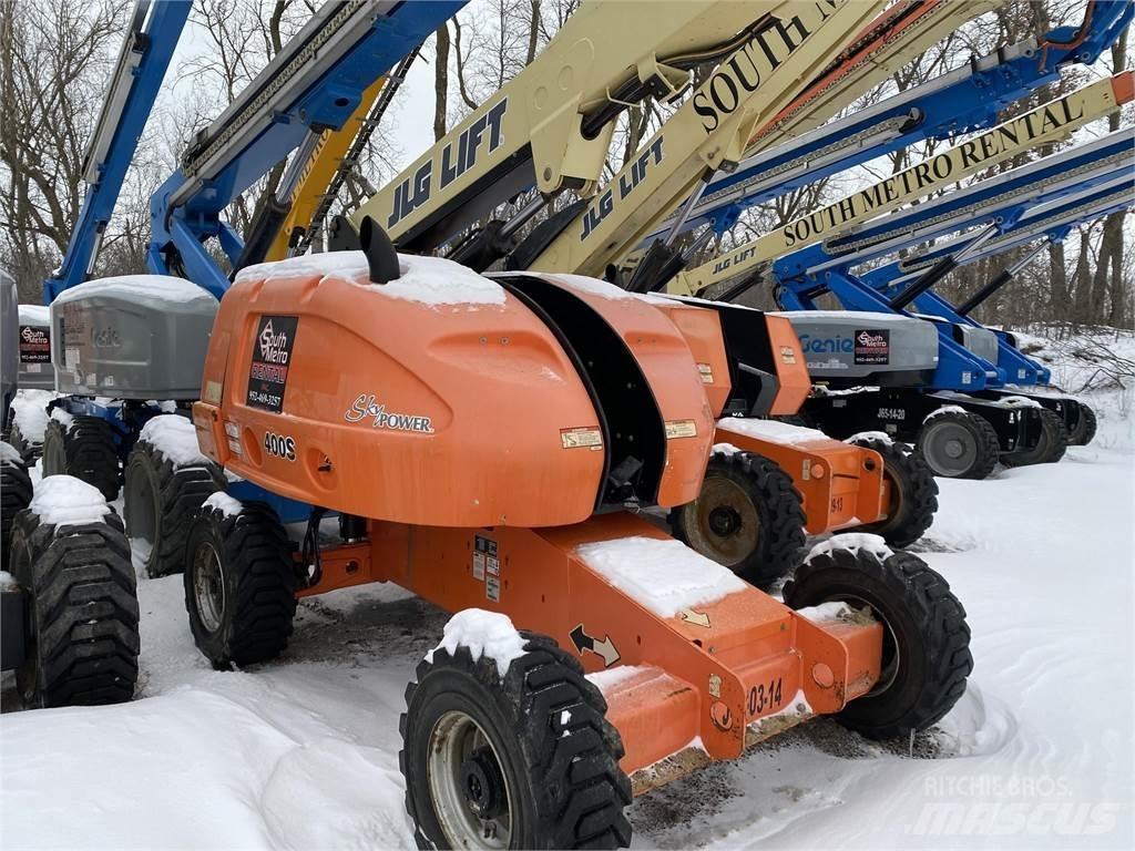 JLG 400S Teleskopbühnen