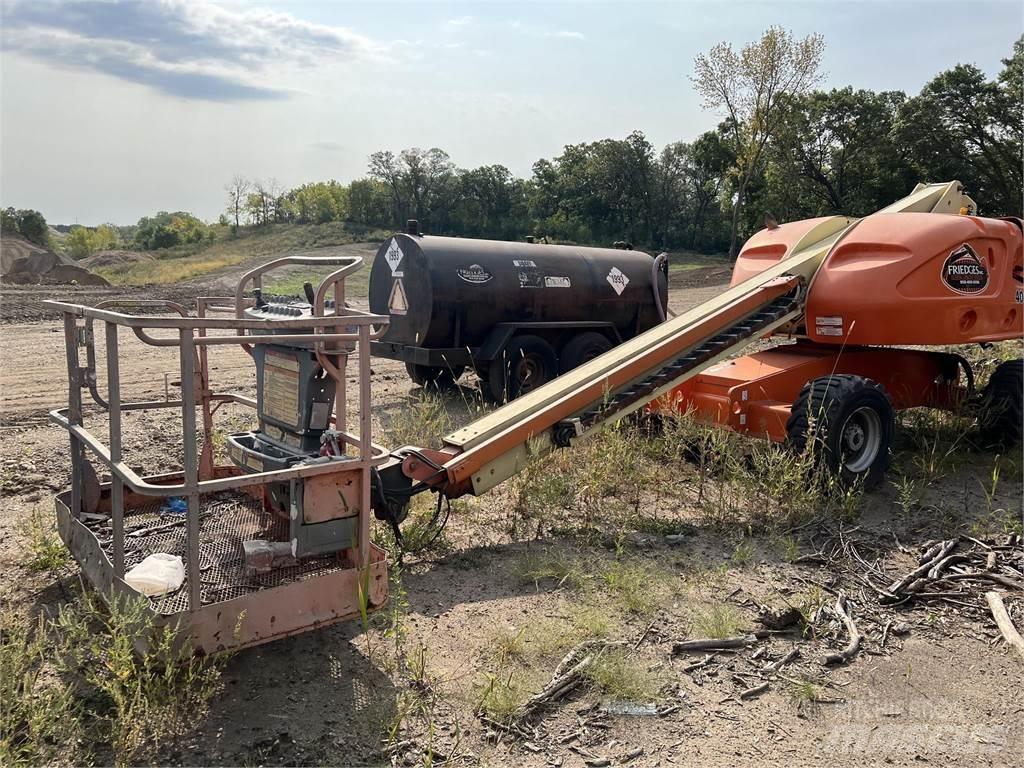 JLG 400S Teleskopbühnen