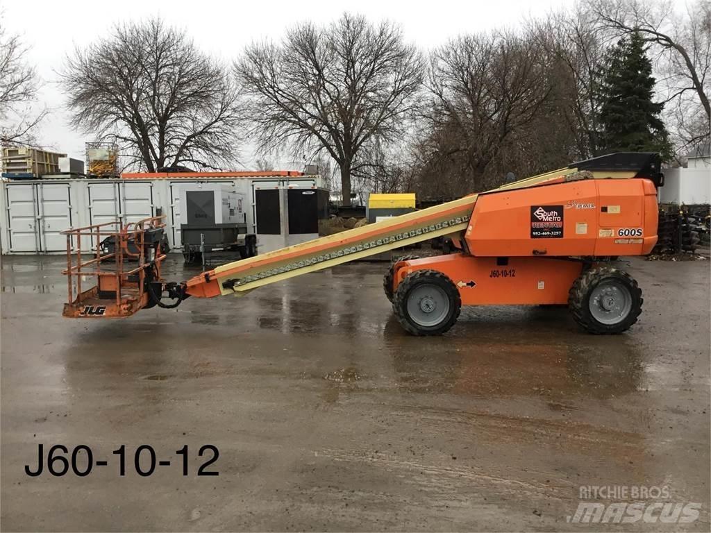 JLG 600S Teleskopbühnen