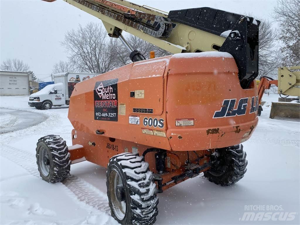JLG 600S Teleskopbühnen