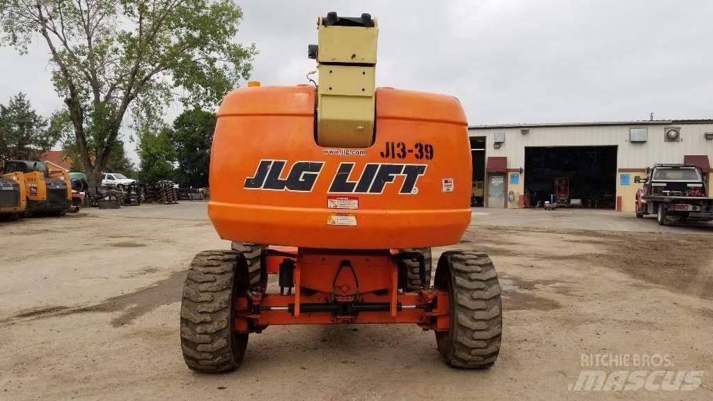 JLG 600S Teleskopbühnen