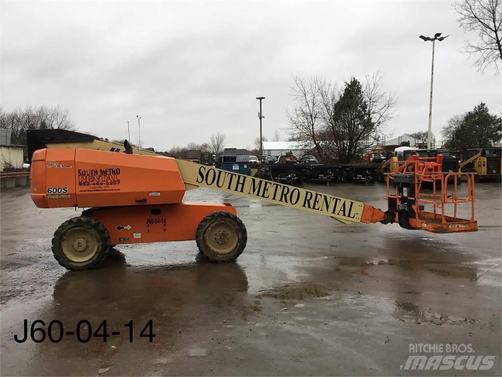 JLG 600S Teleskopbühnen