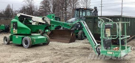 JLG E400AJPN Gelenkteleskoparbeitsbühnen