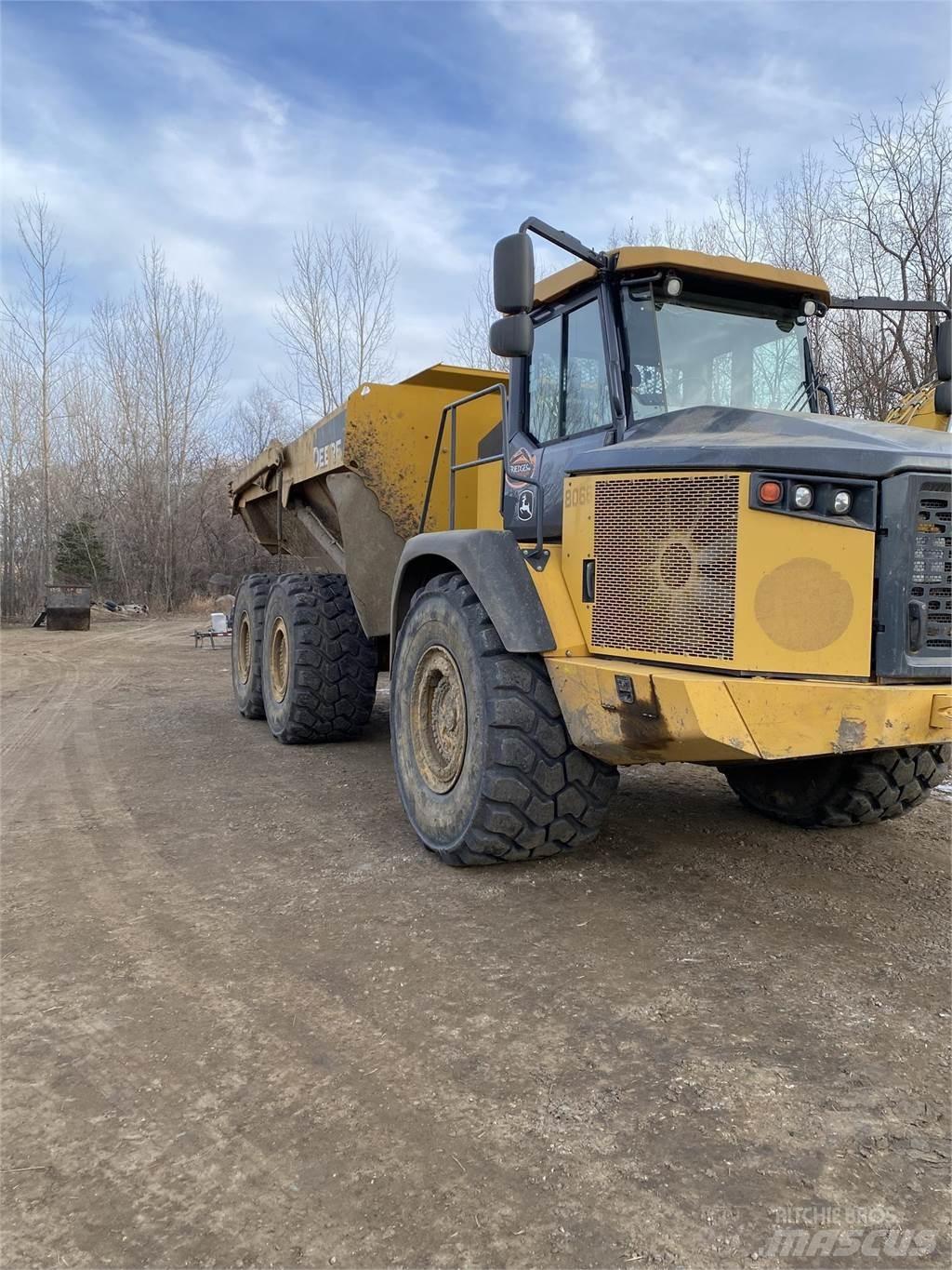 John Deere 410E Dumper - Knickgelenk