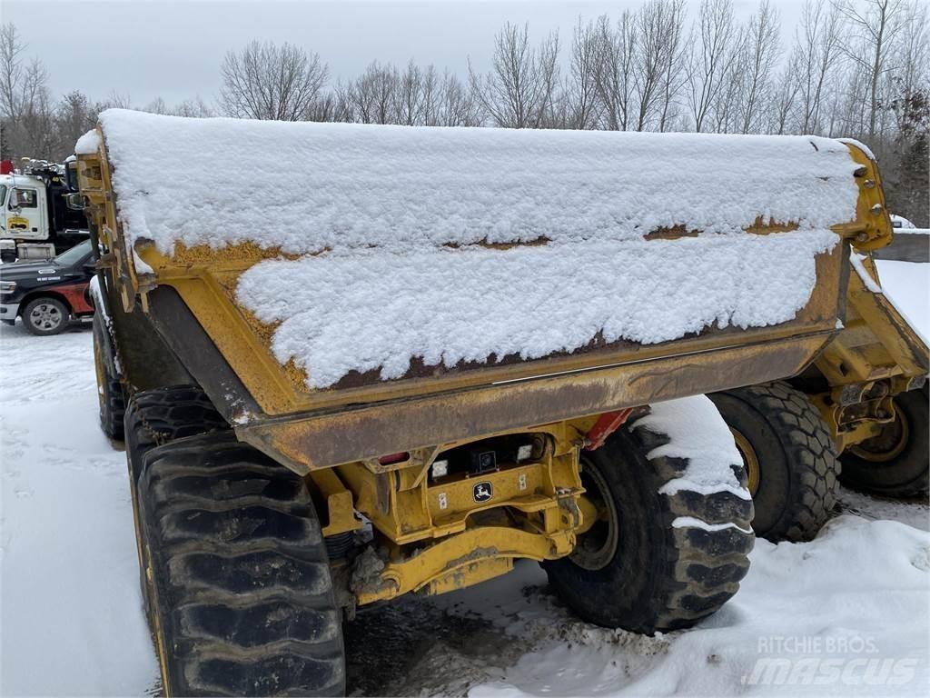 John Deere 460E Dumper - Knickgelenk