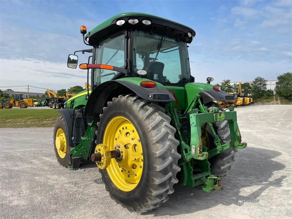 John Deere 8245R Traktoren