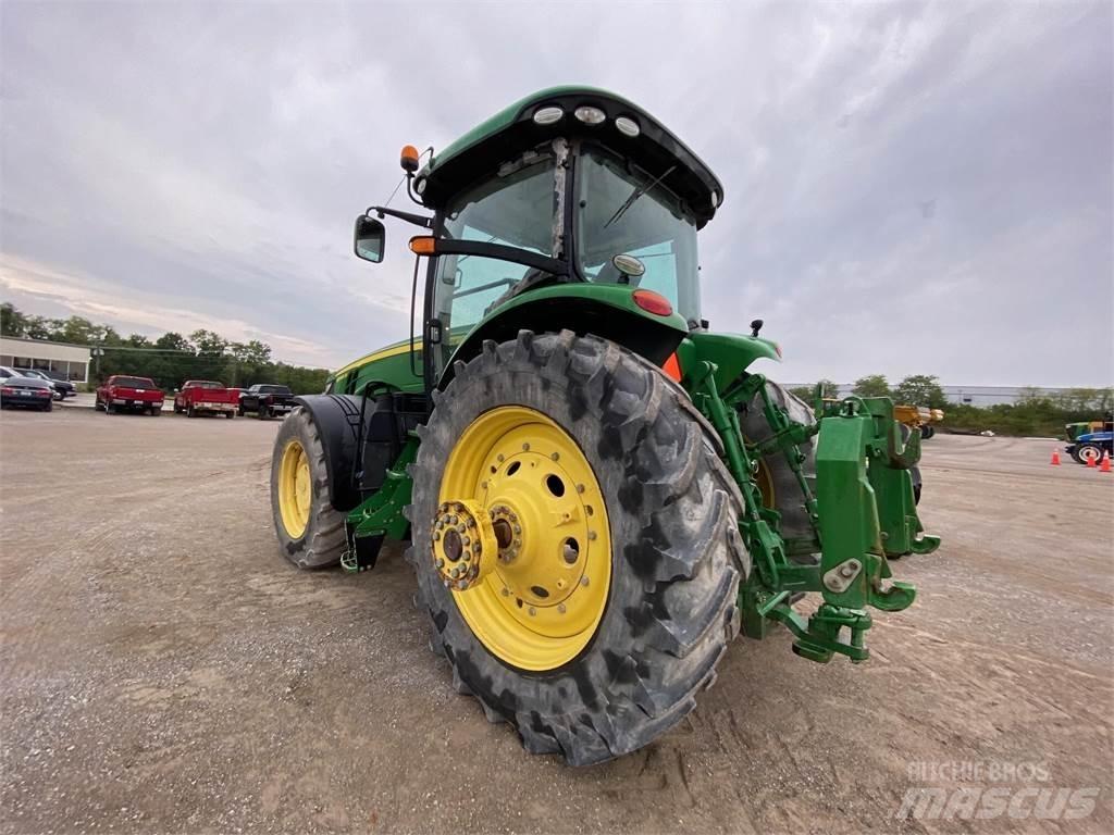 John Deere 8345R Traktoren