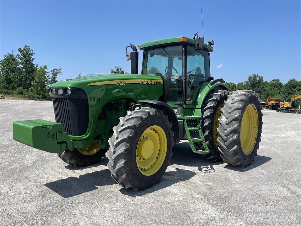 John Deere 8420 Traktoren