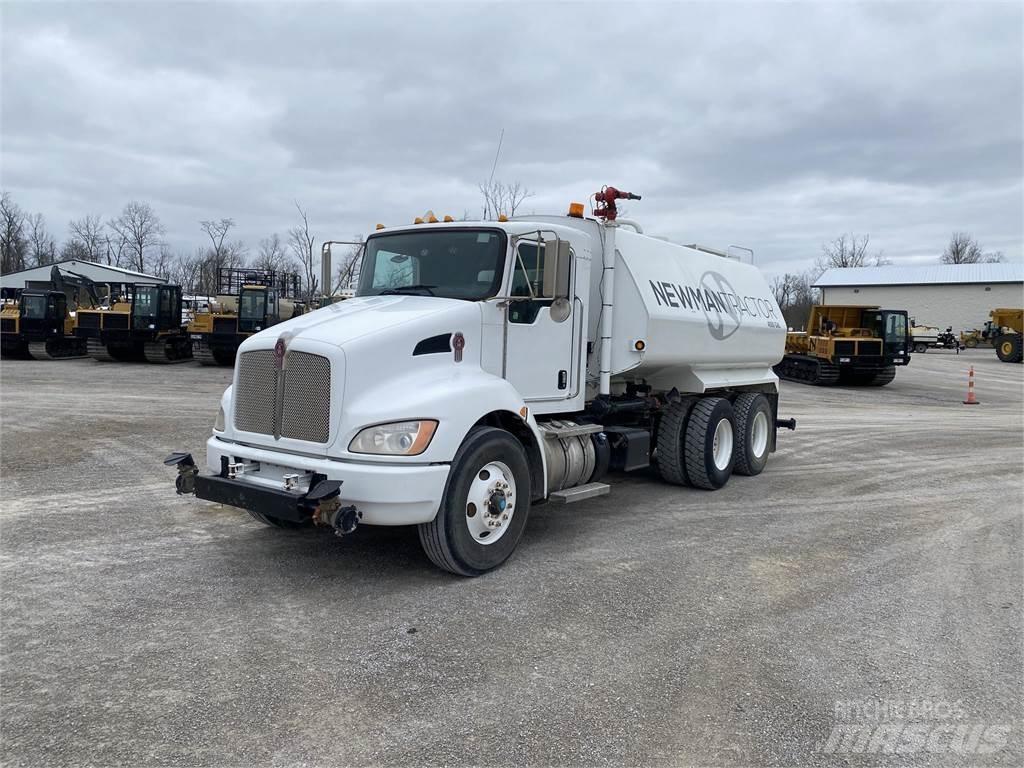 Kenworth T300 Wassertanker