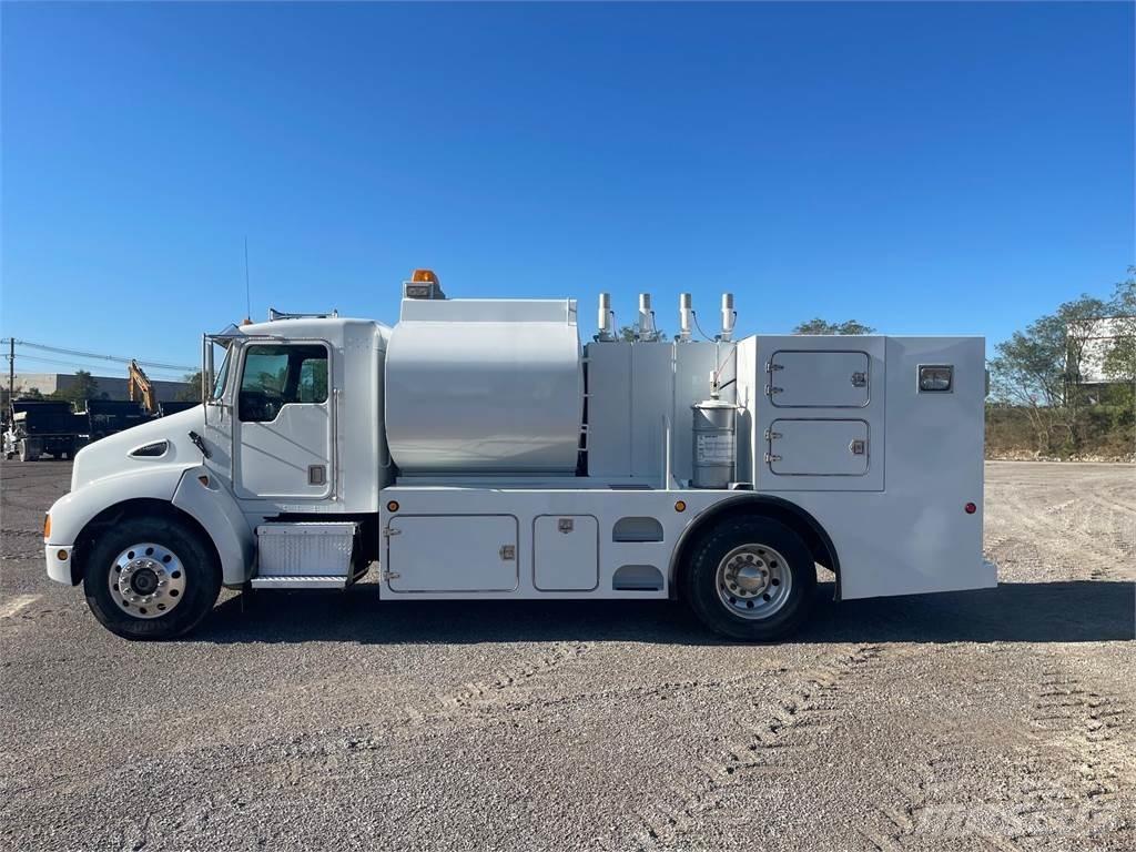 Kenworth T300 Sonstige Baumaschinen