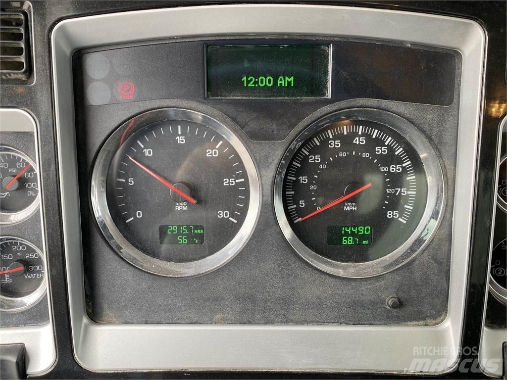 Kenworth T440 Wassertanker