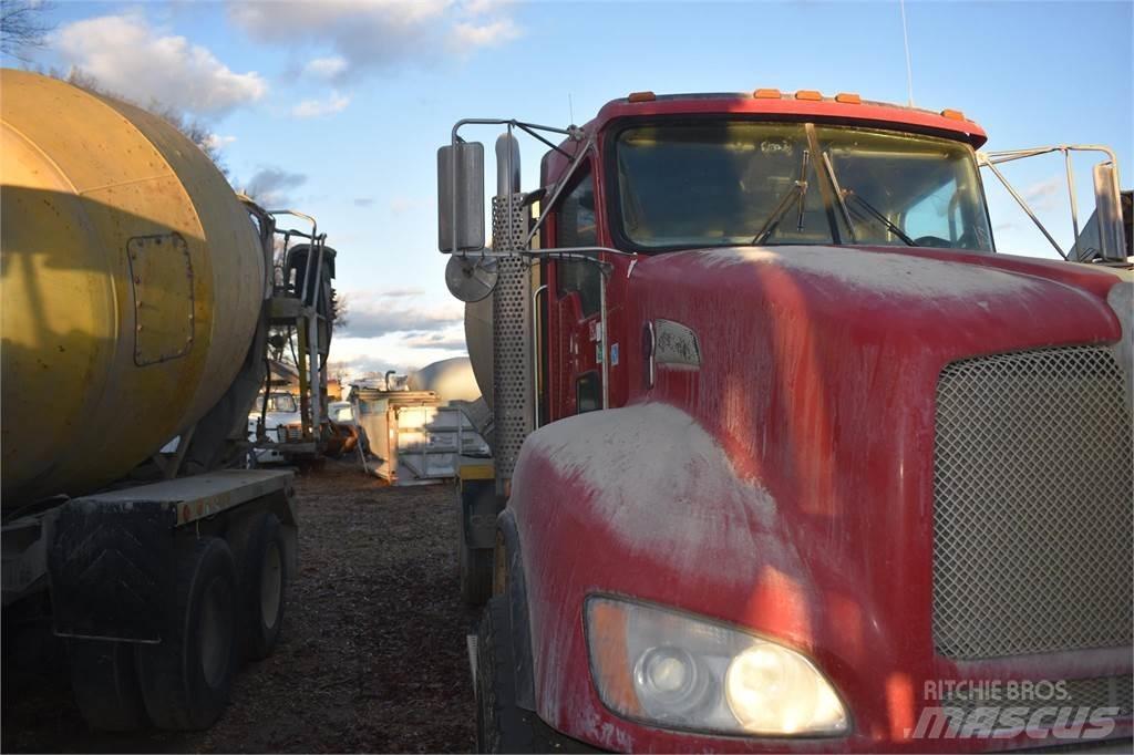 Kenworth T440 Betonmischer