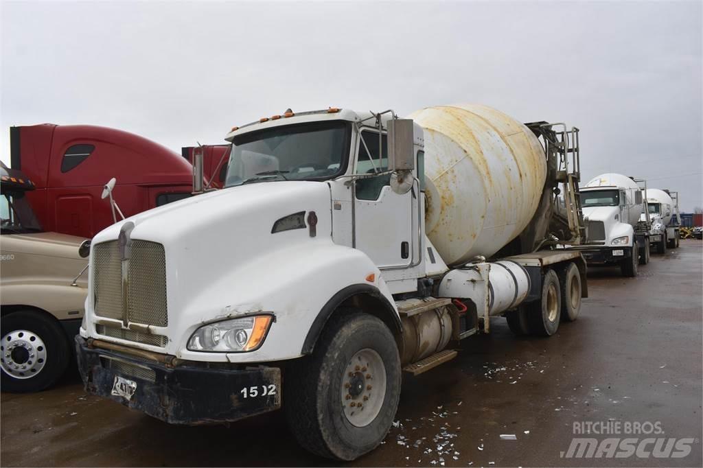 Kenworth T440 Betonmischer