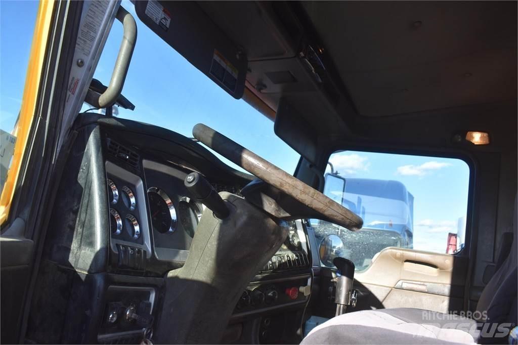 Kenworth T800 Kranwagen