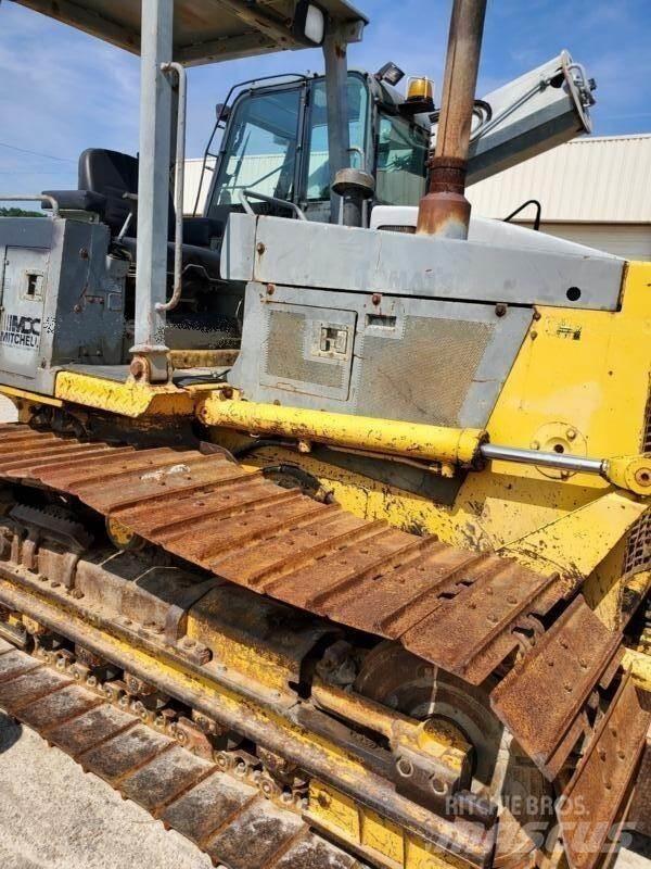 Komatsu D38P-1 LGP Bulldozer
