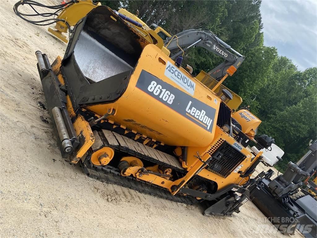 LeeBoy 8616B Strassenfertiger