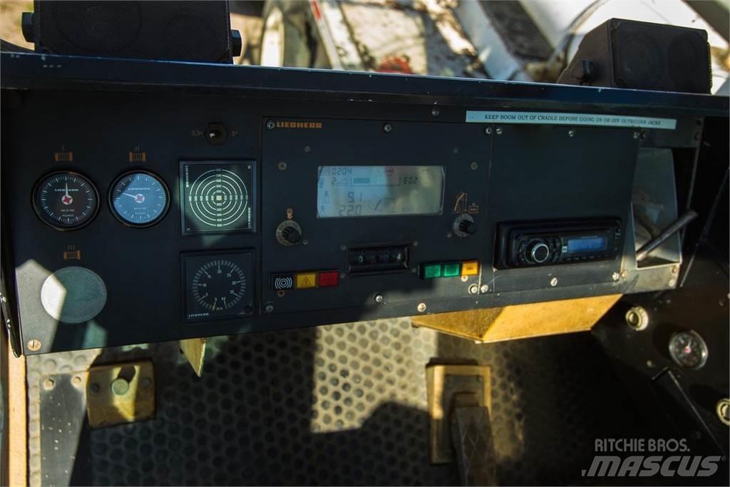 Liebherr LTM1400 Sonstige Baumaschinen