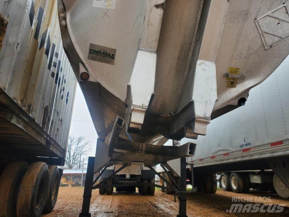MAC TRAILER MFG Kipper