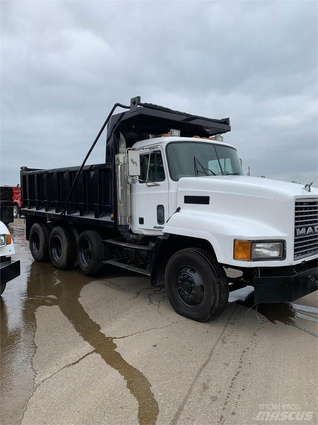 Mack CH613 Kipper