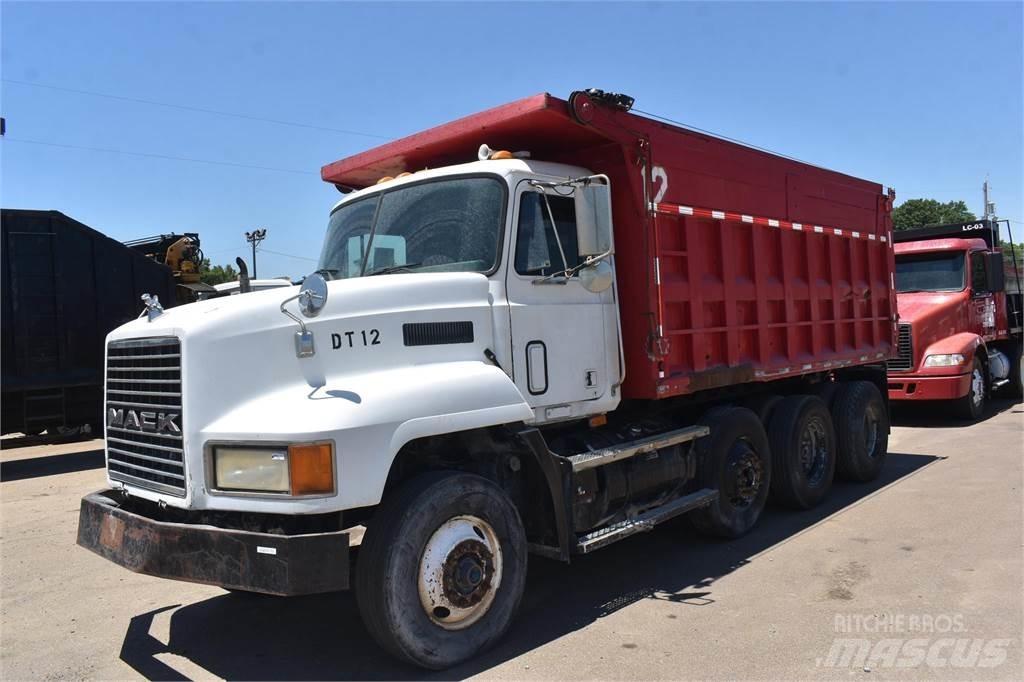 Mack CH613 Kipper