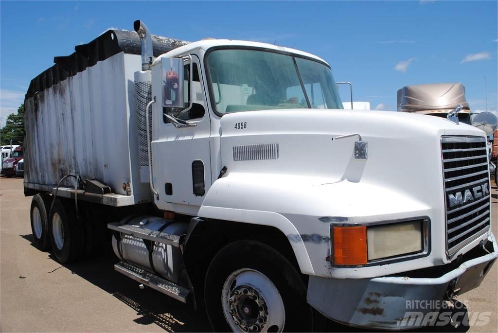 Mack CH613 Kipper