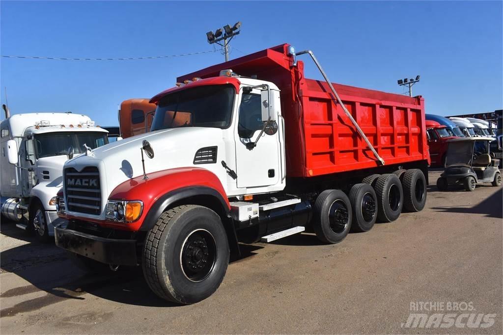 Mack GRANITE CV713 Kipper
