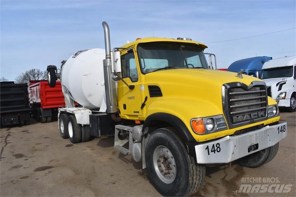 Mack GRANITE CV713 Betonmischer
