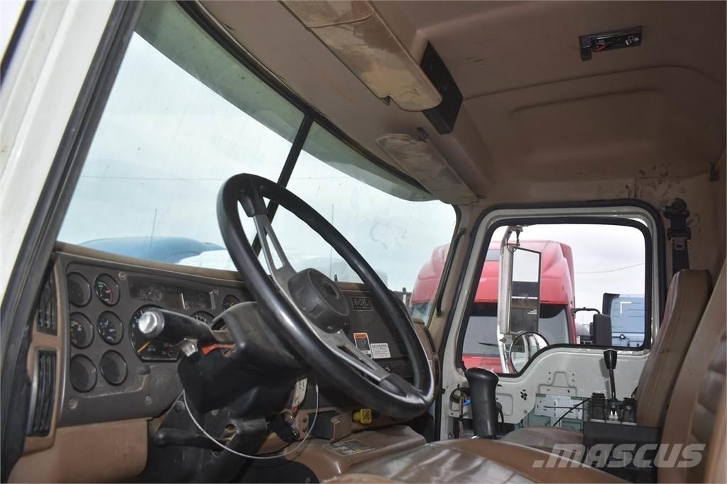 Mack GRANITE CV713 Kipper