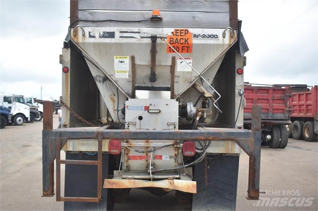 Mack RD688S Kipper