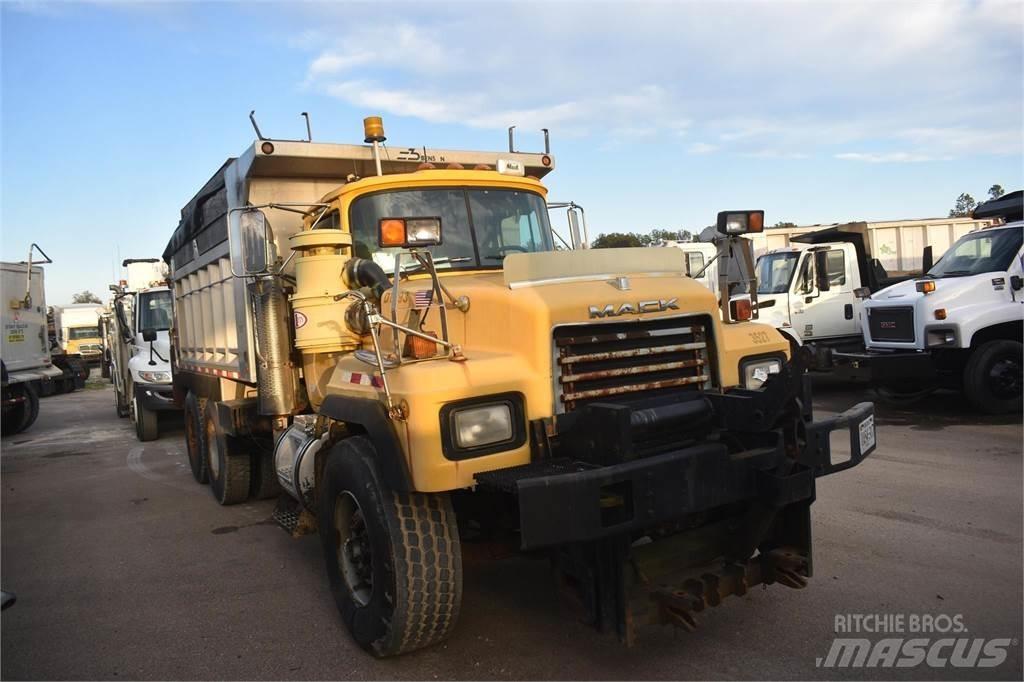 Mack RD688S Kipper