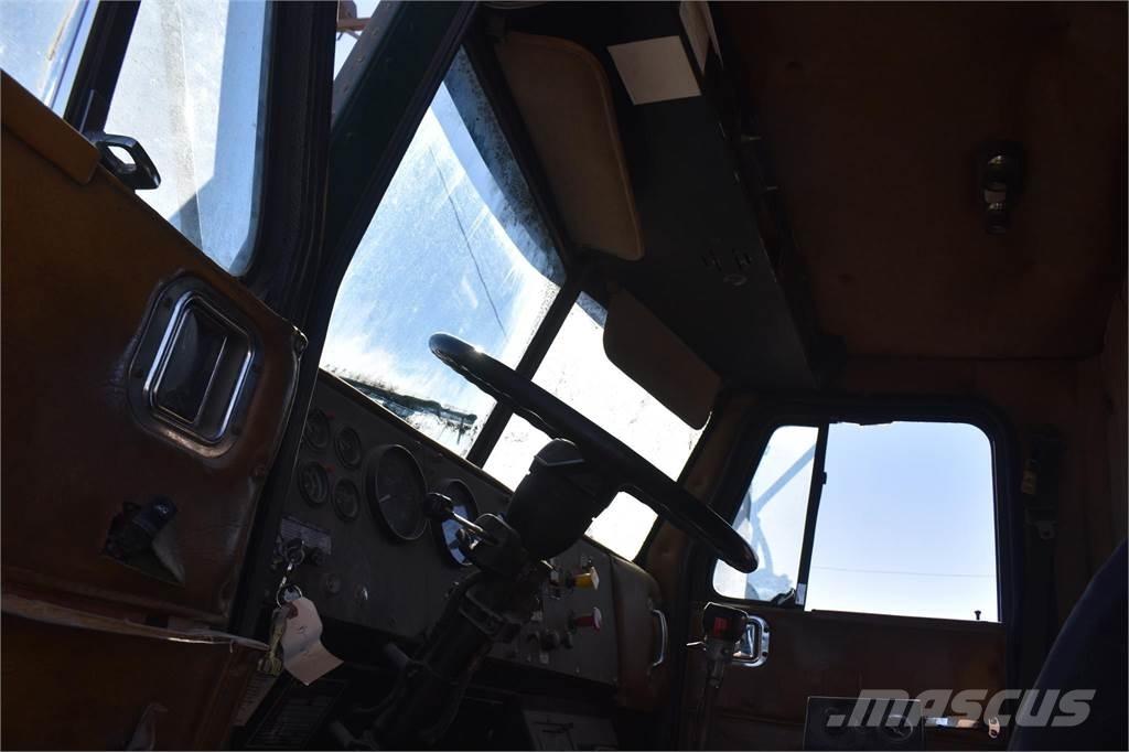  MARMON 330 Kranwagen