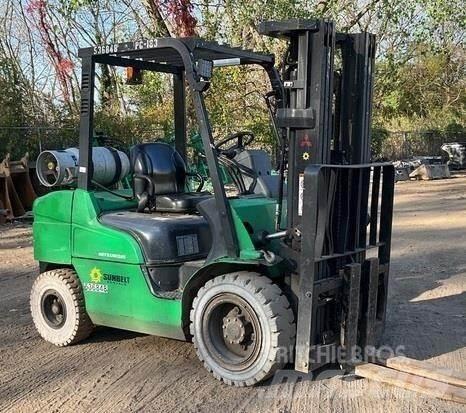 Mitsubishi FG30N Heftrucks overige